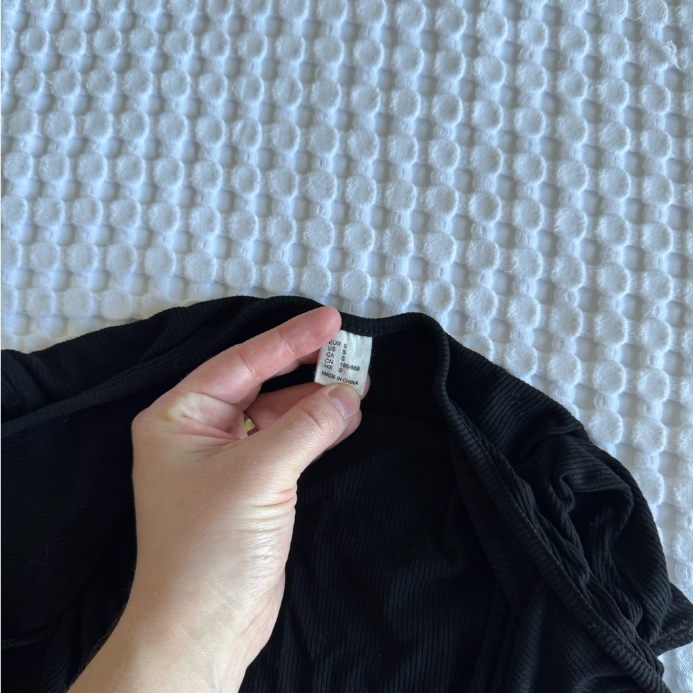 High Leg Ribbed Bodysuit - Picture 4 of 4